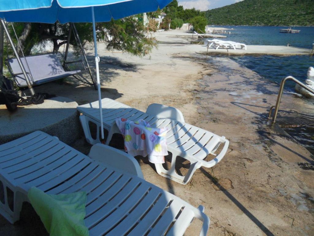 Sunset Beachfront Residence Rogoznica  Extérieur photo