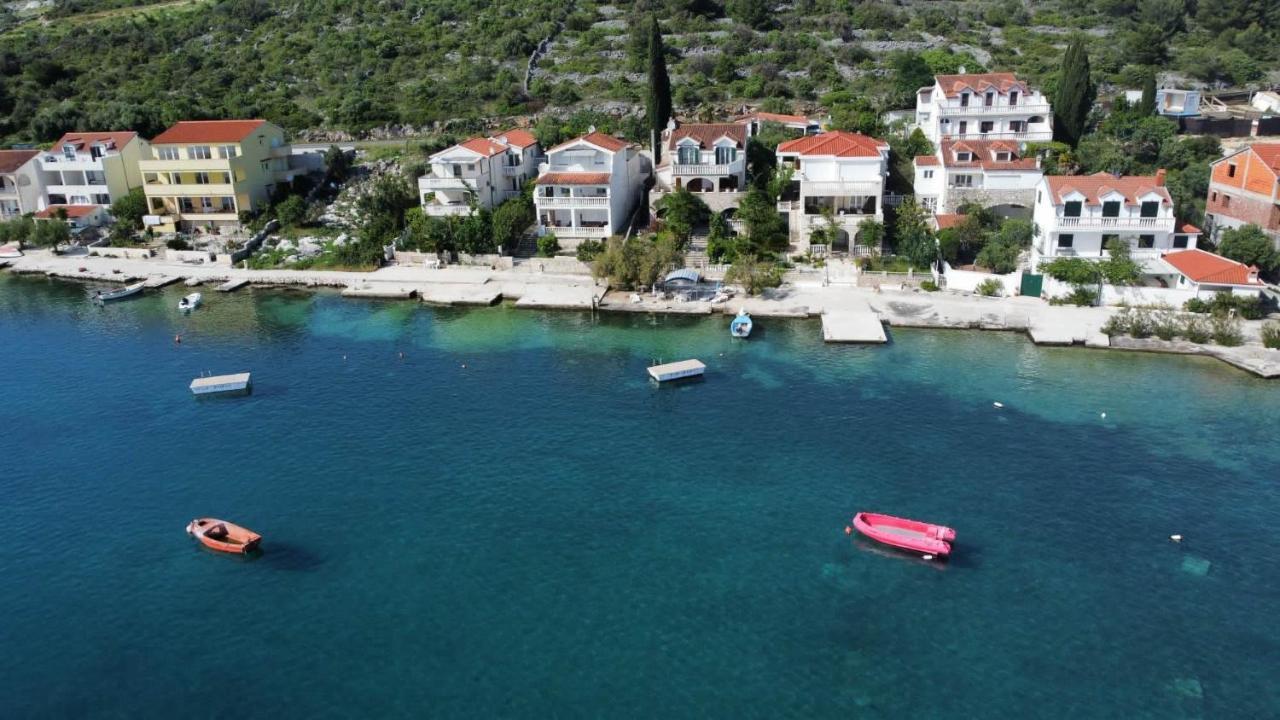 Sunset Beachfront Residence Rogoznica  Extérieur photo